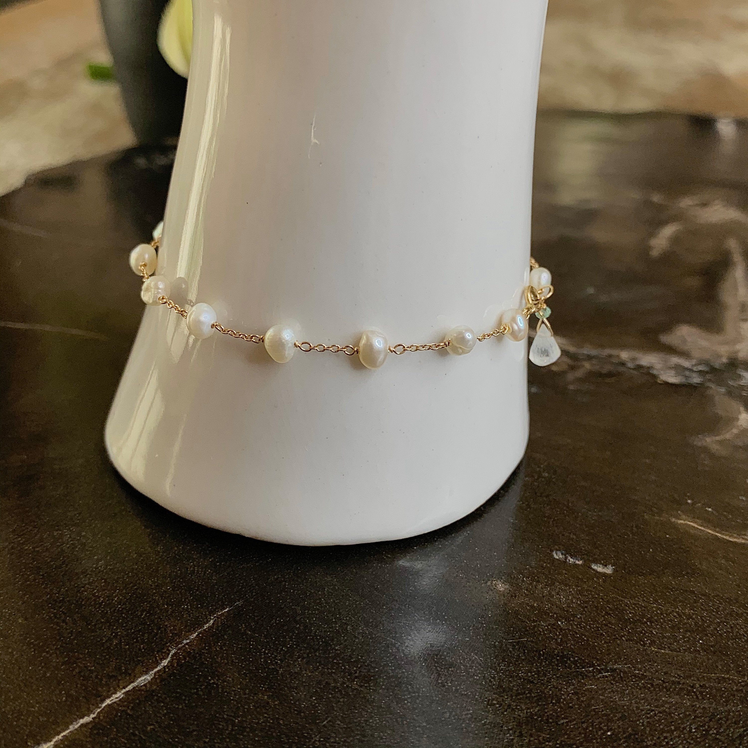 14k Gold Chain Bracelet w/ Freshwater Pearls