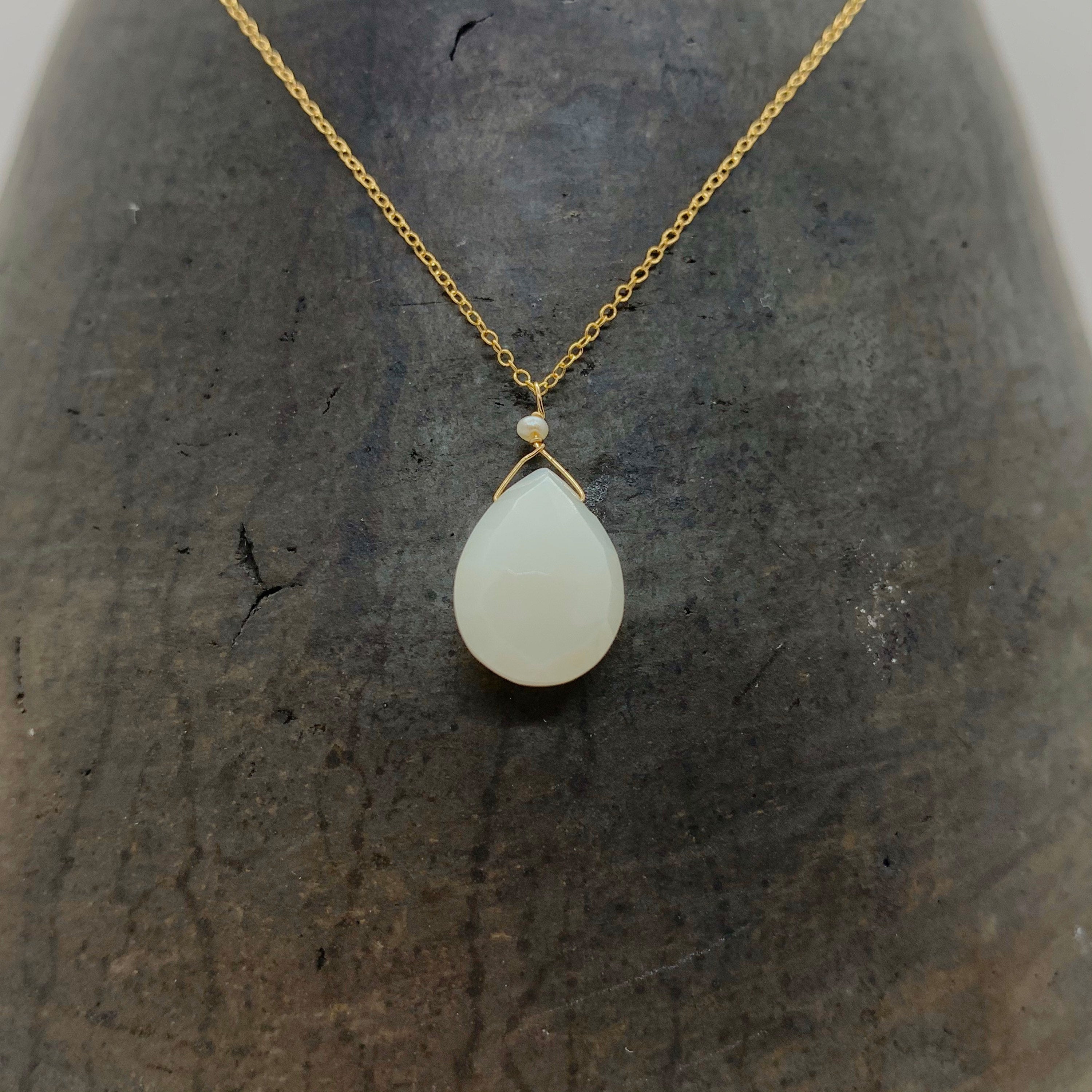 14k Gold Chain Necklace w/ White Opal
