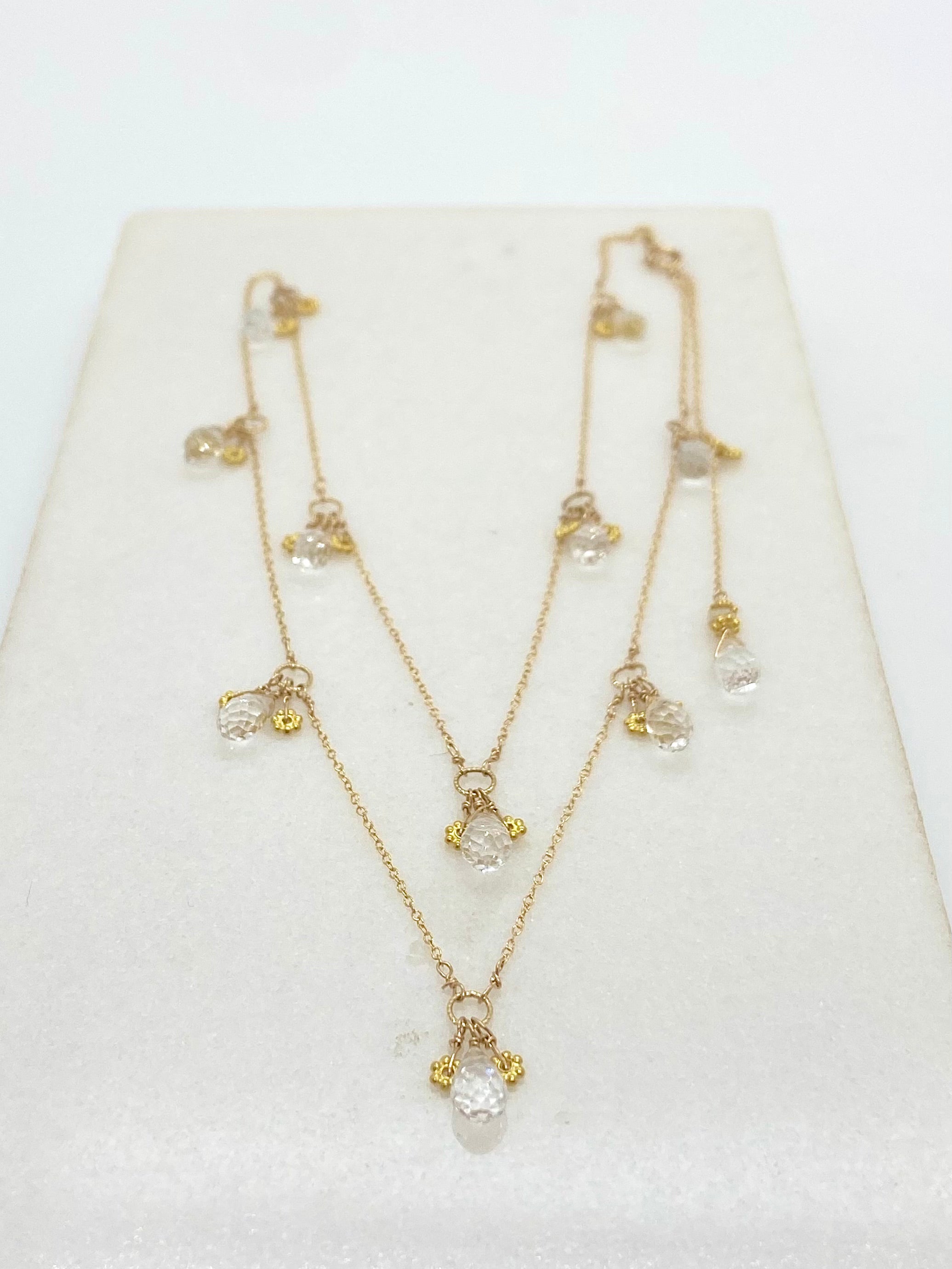 14k Gold Chain Necklace w/ Quartz & 18k Gold Daisies