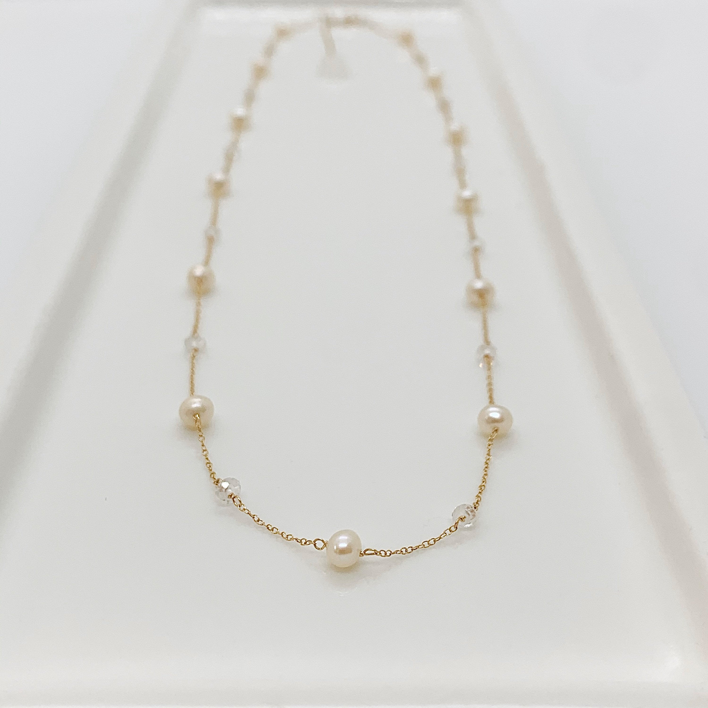 14k Gold Chain Necklace w/ Freshwater Pearls & Moonstone