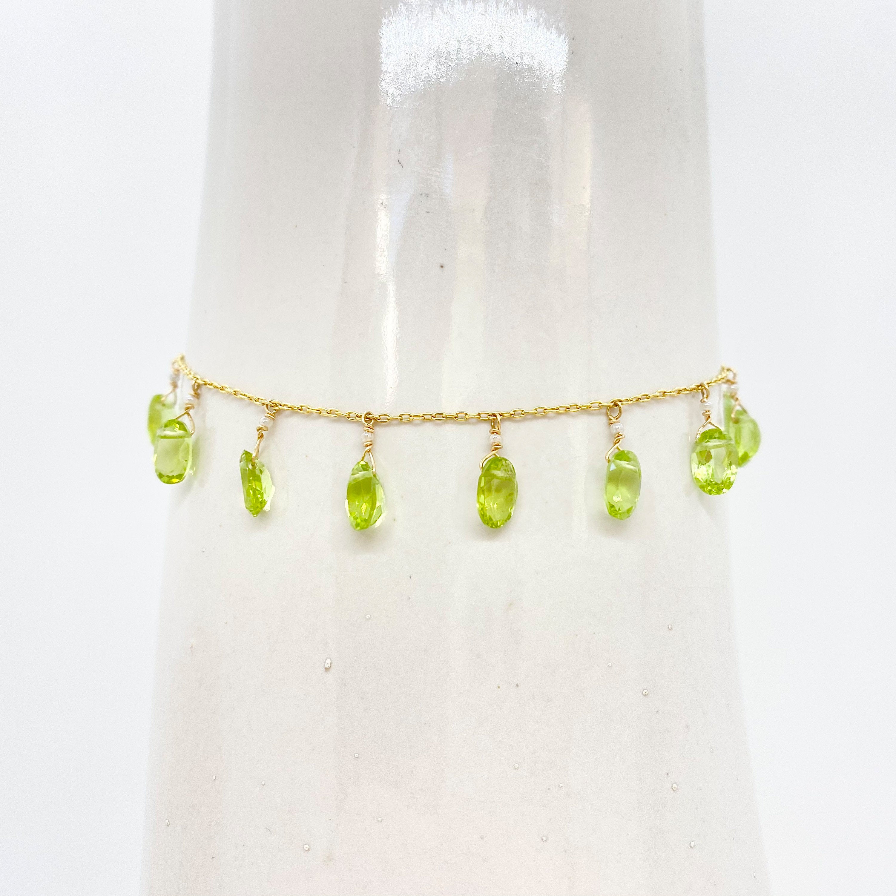 14k Gold Chain Bracelet s/ Peridot & Antique Italian Beads