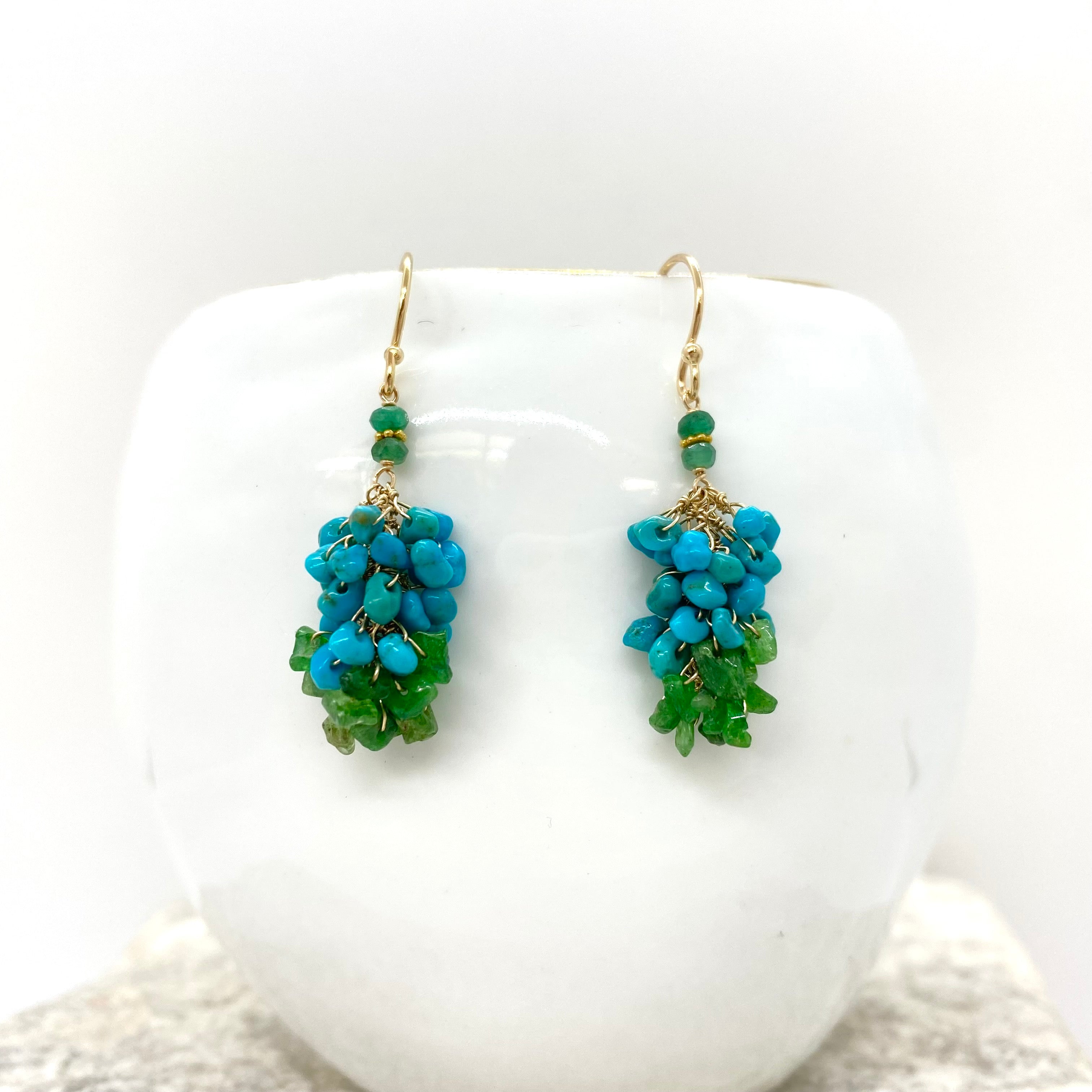 14k Gold Earrings w/ Turquoise Chips, Emerald Chips & 18k Gold Daisy