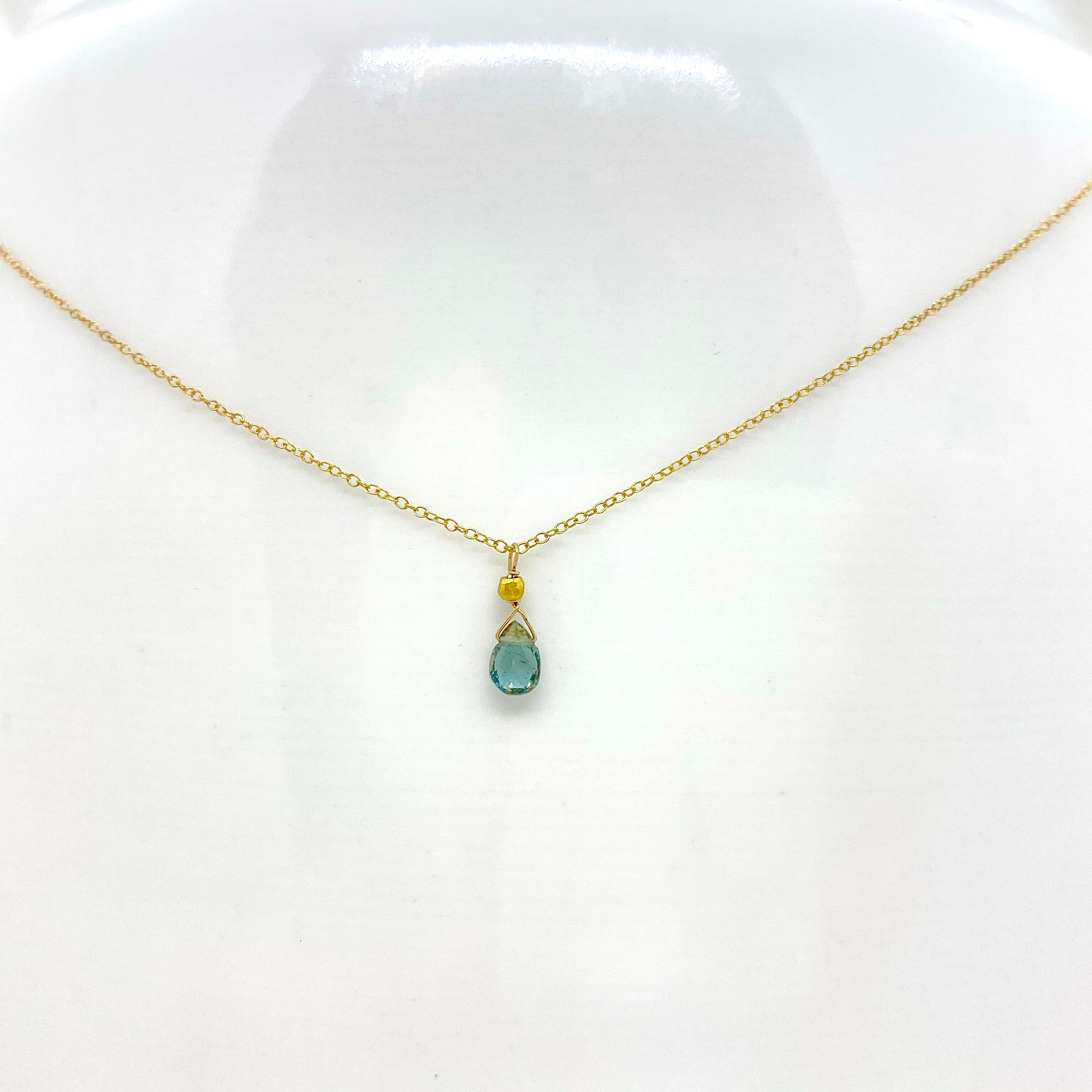 14k Gold Chain Necklace w/ Mystic Topaz & 18k Gold Nugget